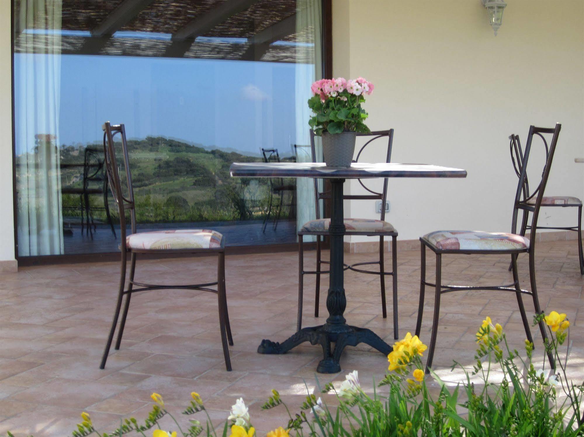 Borgo Alba Barona Turismo Rurale Golfo Aranci Εξωτερικό φωτογραφία